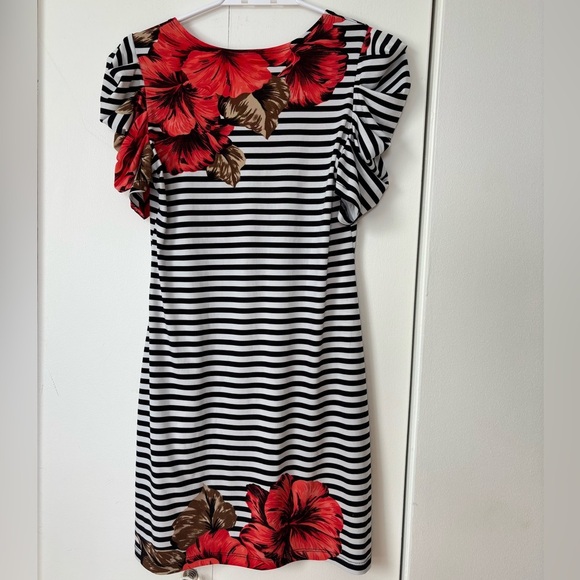 🎉4/30$🎉 Sweet Storm Stripe & Floral Mini Dress - Size M - Picture 5 of 5
